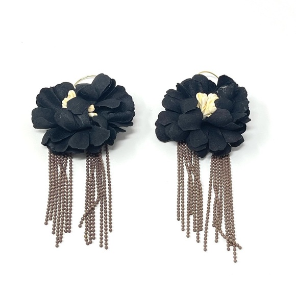 New Anthropologie Flower Chain Dangle Earrings - Picture 3 of 4